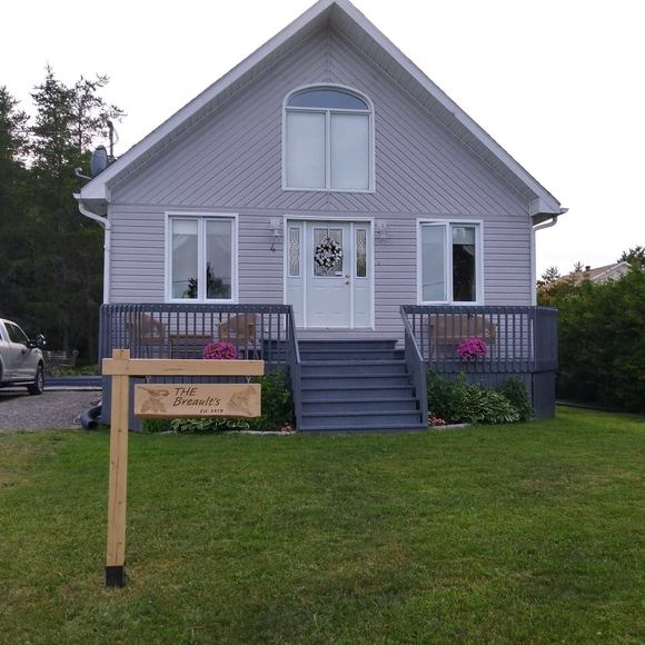 Meet your Posher, Bella - Picture 1 of 1